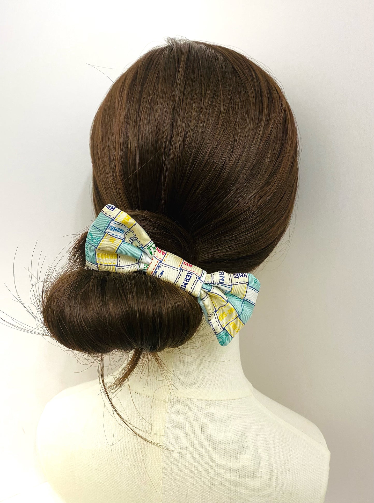 H-H icons Ribbons- HH- Apple Green & Beige- XL ribbon Hairband