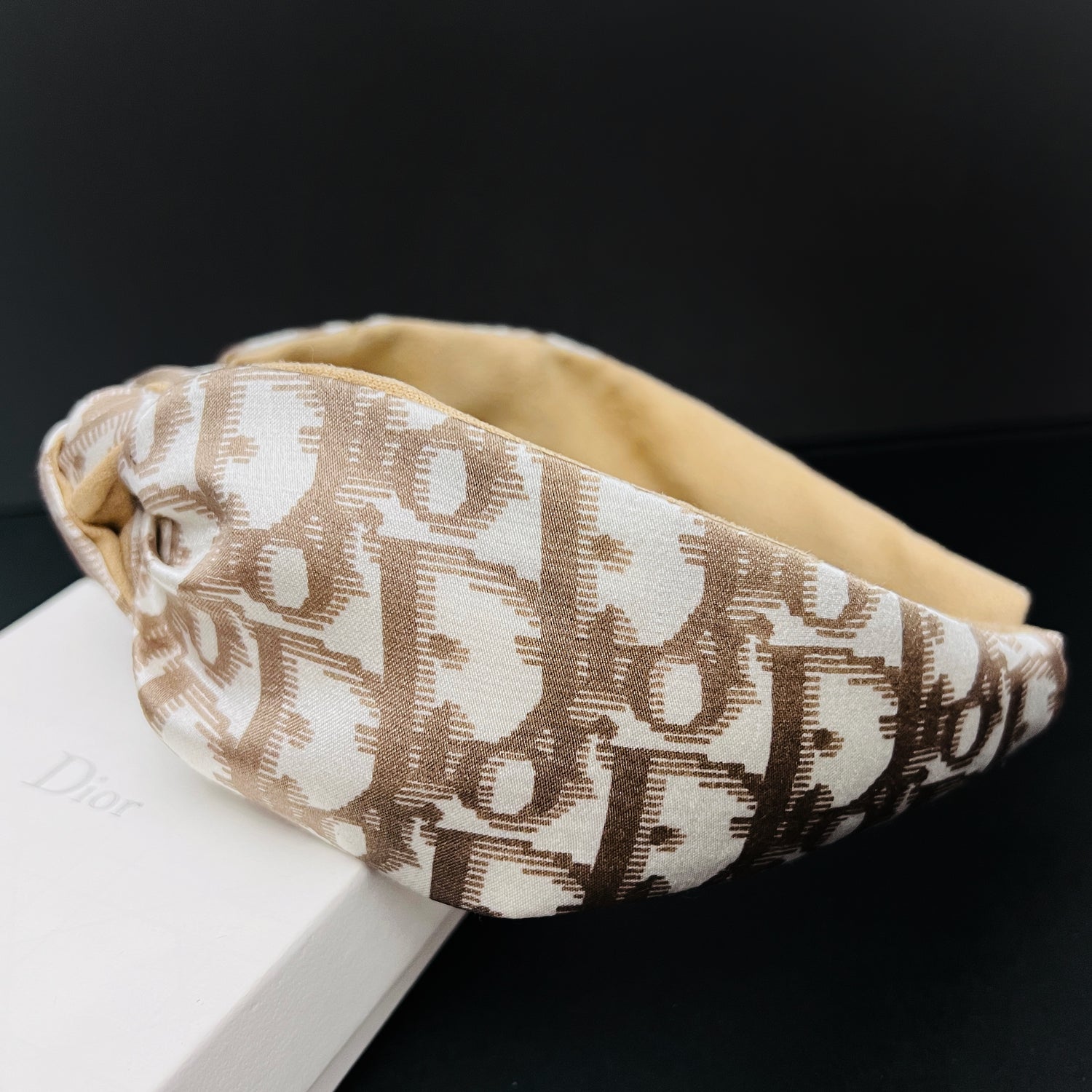 D-D Gold monogram- style 6 Knot style headband