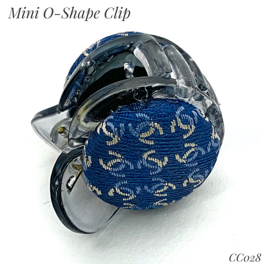 CC- blue jeans colour with light gold CC logo CC028- Mini O-Shape Clip