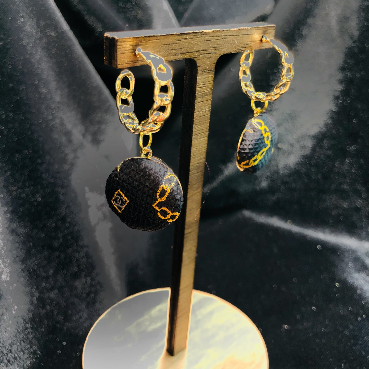 CC- Vintage black & Gold Chain-CC010 earring