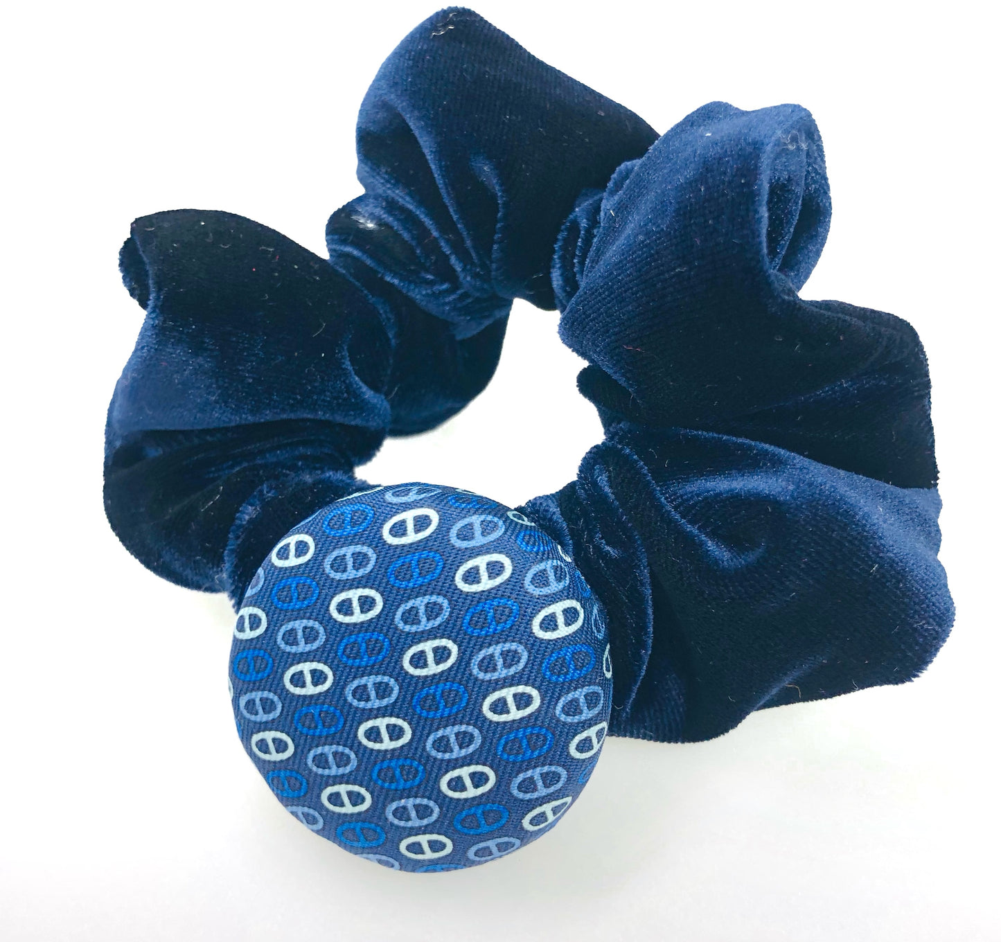 Winter Mini Scrunchie with XL coin