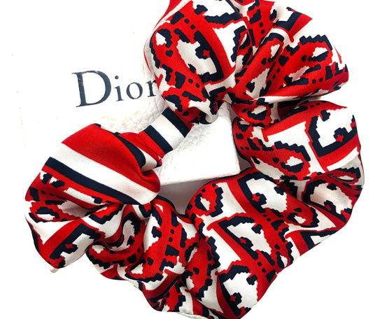 D-D red & black monogram- Scrunchie