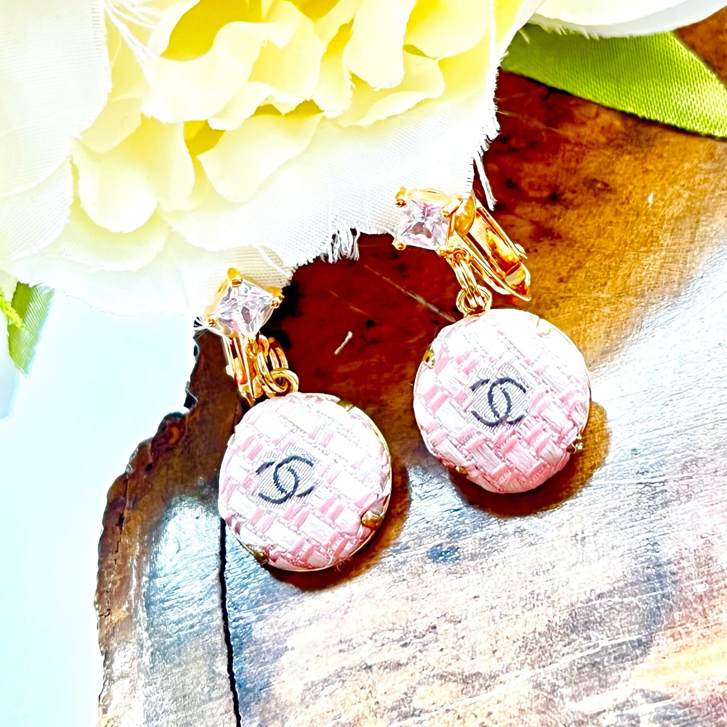 CC-Pale Pink Tweeds- CC023- Clip earring
